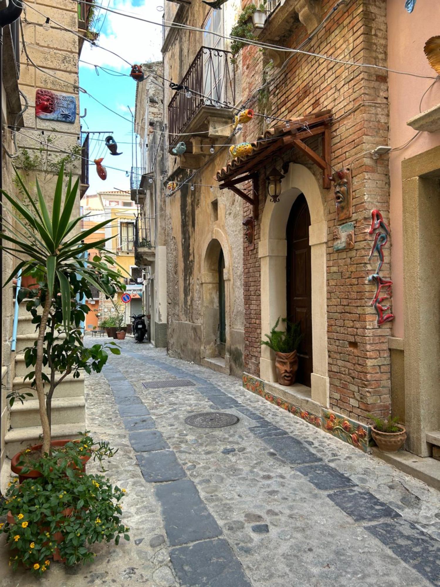 B&B Casa Camilory San Lucido Exteriör bild